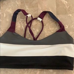 Lululemon free to be bra size 4